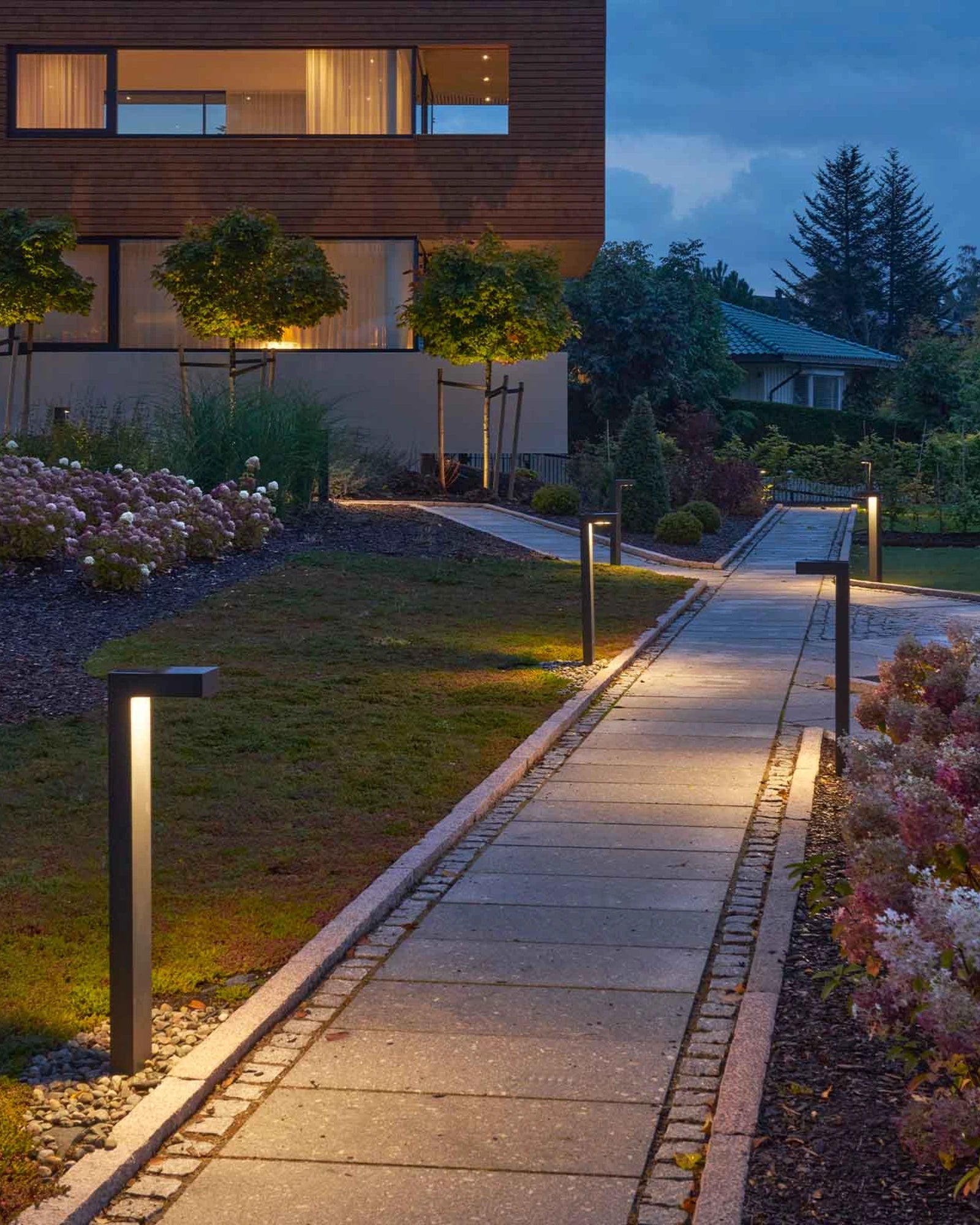 Asker Bollard Light