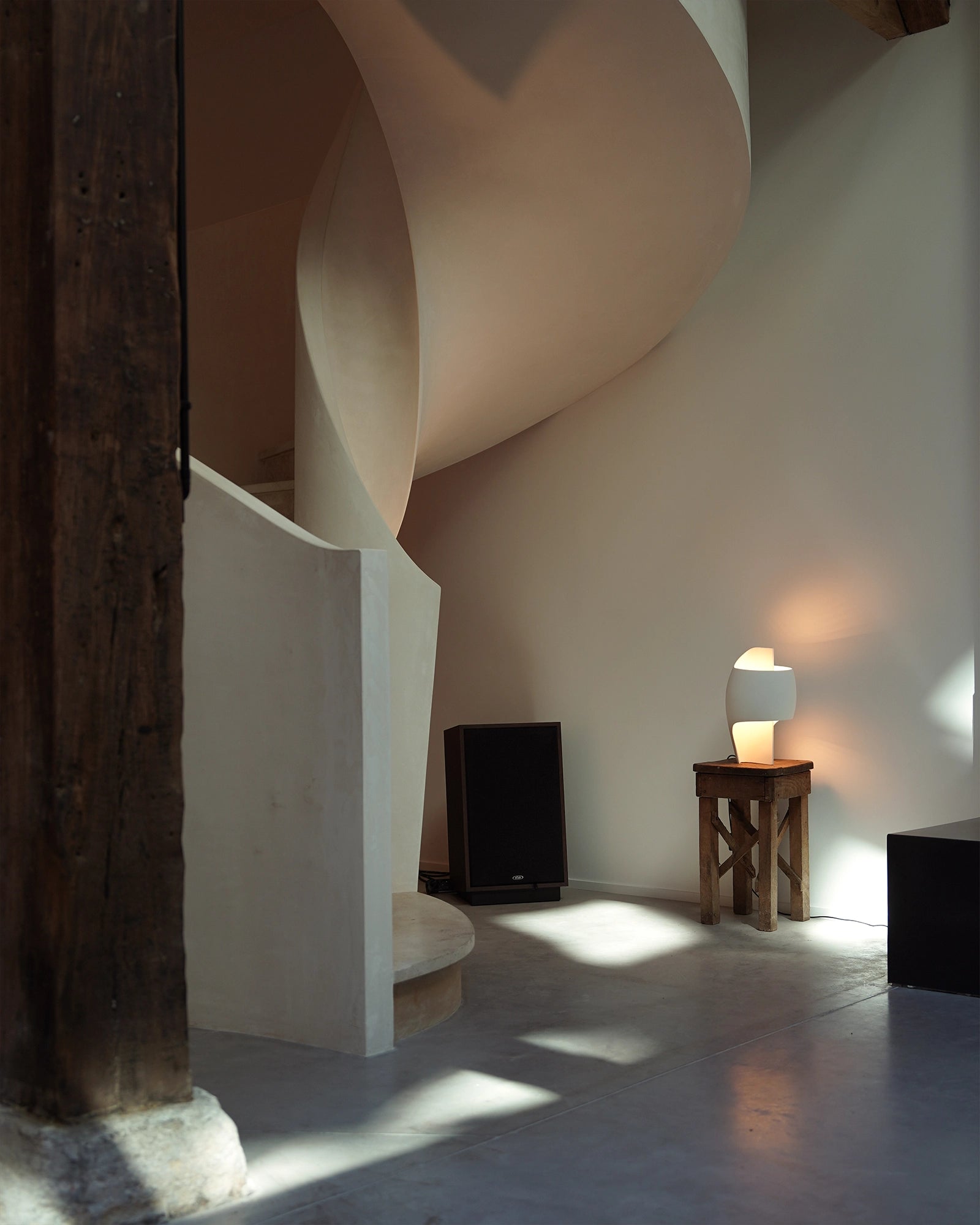 La Lampe B Table Lamp