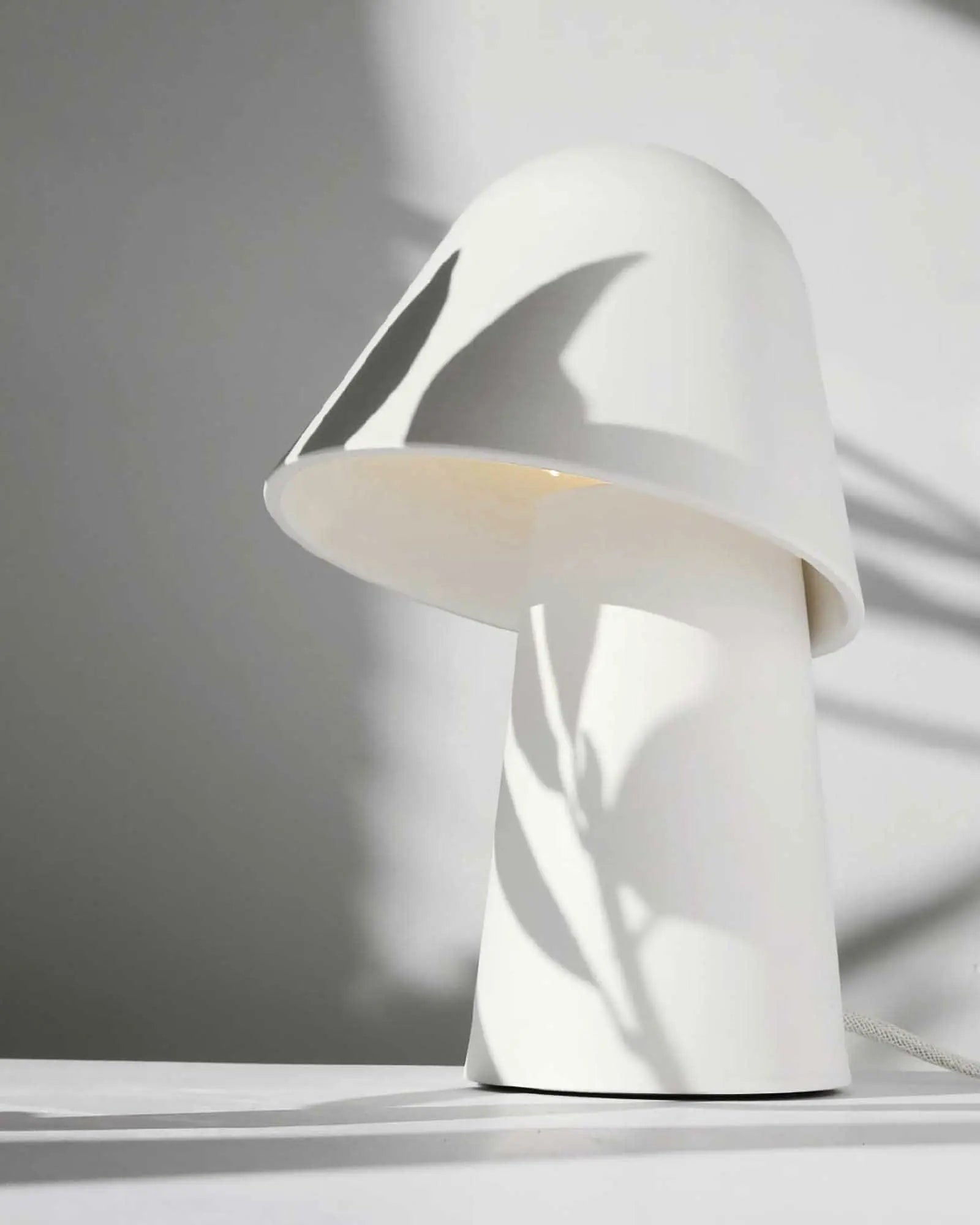 Okina Terracotta table lamp 